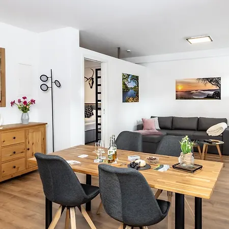 Heilsteinlodge Einruhr